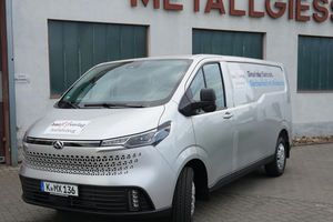  Der Maxus Deliver: mit den gefrästen 3D-Würfeln hat er vorne eine markante Ansicht, das Heck- und Seitendesign sind einfach und schlicht. 