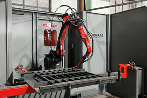  Mit Schweißcobot und Plasmaschneidanlage ist Metallbaumeister Julius Lümmen in der Lage, automatisiert zu fertigen. 