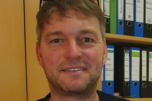  Kunstschmied Silvio Höhne. 