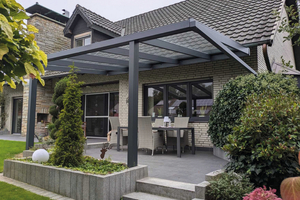  Gerke Metallbau setzt bei Terrassendächern auf eigene, statisch geprüfte und zertifizierte Systeme. Das Foto zeigt eine Referenz von Ralf Gerke. 
