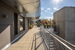  Durch den Verkauf der Luxuswohnungen wurde ein Teil der Kosten für die Sanierung von 2.500 m² Nutzfläche für Kunst und Kultur generiert. 