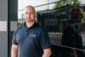  Daniel Moritz, Vertriebsmitarbeiter für den Bereich Industrietore bei Krapp ­Torservice. 