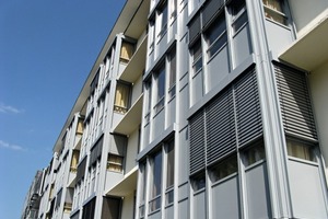  Eine von Metallbau Beck gefertigte Außenfassade am Klinikum Erlenbach 