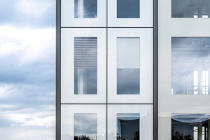  iconic skin – klare Linien und vollendete Reduktion für eine neue Dimension der Gestaltung von Glasfassaden. 