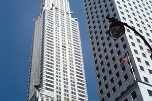  <div class="bildtext">Die Kuppel des Chrysler Buildings in New York wurde aus Edelstahl gefertigt, das Gebäude mit LEED-Zertifizierung in Gold ausgezeichnet.</div> 