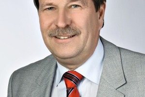  Ulrich Tschorn 