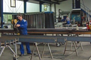  Perfekt organisiert: die Fertigungshalle bei Renner Metall- und Stahlbau in Schwabmünchen 