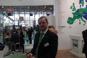  Fachautor und Geschäftsführer der ISOLAR-Gruppe: Dr. Klaus Huntebrinker 