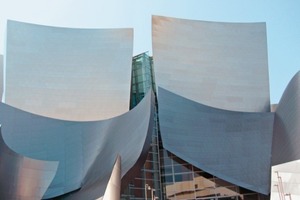  Walt Disney Concert Hall in Los Angeles – ein Referenzobjekt für das Potenzial von Klebebändern 