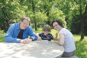  Kämpfen&nbsp;weiter (v.r.): Beate, Finn und Dr.Ing. Jürgen Küenzlen 