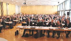  Mehr als 200 Teilnehmer kamen nach Rosenheim 