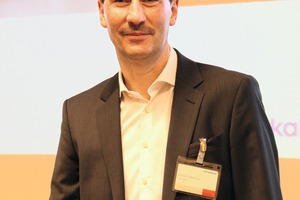  Karsten Böttcher, Vertriebsleiter Sicherungstechnik bei dormakaba, informierte über die Türtechnik in Flucht- und Rettungswegen. 