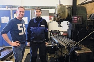  Azubi Fabian Schmidt (r.) mit seinem norwegischen Chef. 