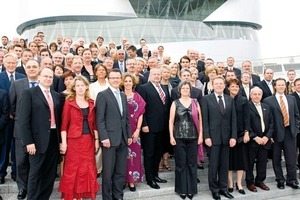  Rund 100 Gäste feierten im Mercedes-Museum das 50-jährige Jubiläum 