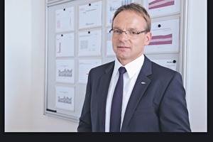  Werksleiter Jürgen Grün freut sich über die kontinuierliche Absatzsteigerung seiner Produkte. 